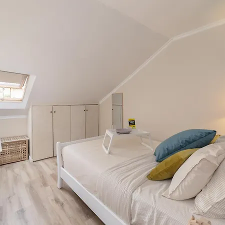 Apartment Bica Downtown Lisbon